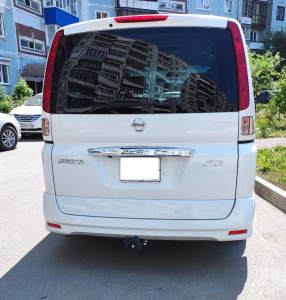 Nissan Serena C25 2005-2010jpg (1)