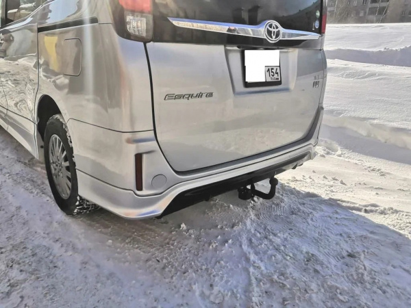 Toyota Esquire 14- (15)