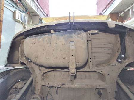 Toyota Ipsum 01-09 2WD  (8)