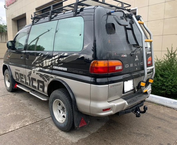 Mitsubishi Delica булка тип А (3)